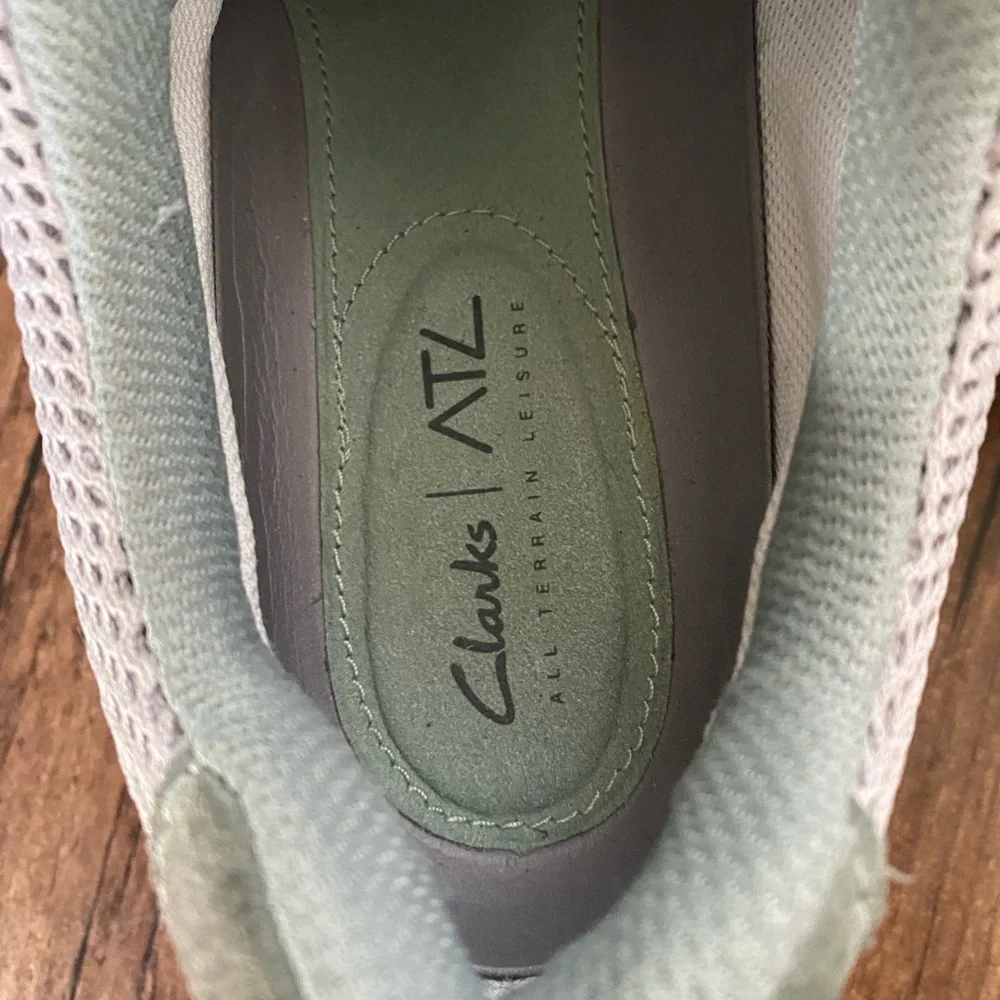 Clarks Blue and Gray Athletic Shoes 8 Hiking